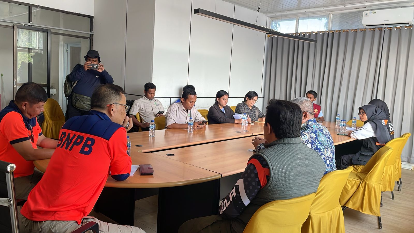 UNIMOF Jadi Pusat Koordinasi Penanganan Bencana Sikka, Sinergi Lintas Lembaga Diperkuat